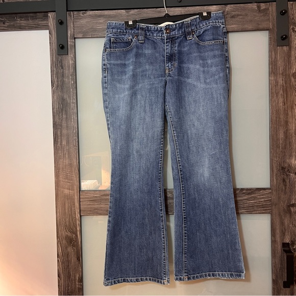 GAP Pants - Gap Curvy Low Rise Flare Jeans Women’s Size 12 Ankle